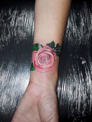 For booking mail me: krismengio@gmail.com #krismen #tattoo #colortattoo #realistic #rose #realism 