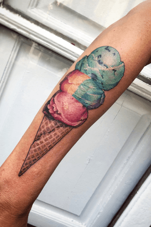 #tattooartist #icecream #colortattoo #realism #realistic #tattooed #tattooart #colorful 