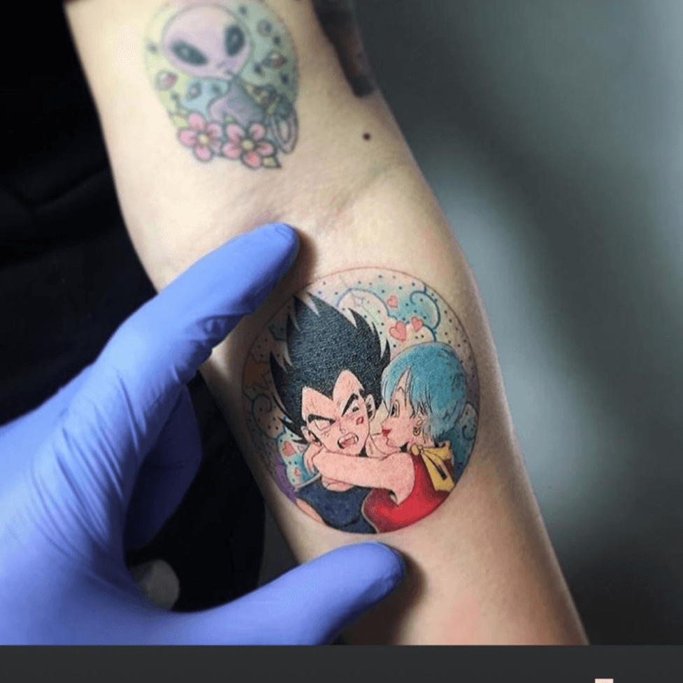 Bulma  Vegeta Couple Tattoos  Diseños de tatuaje para parejas Tattoos  para novios Tatuaje novios