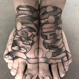Tattoo by Nicol Saitti #NicolSaitti #portraittattoos #portraittattoo #portrait #face #MCEscher #Escher #matching #foottattoos #ladyhead #abstract #surreal #opticalillusion