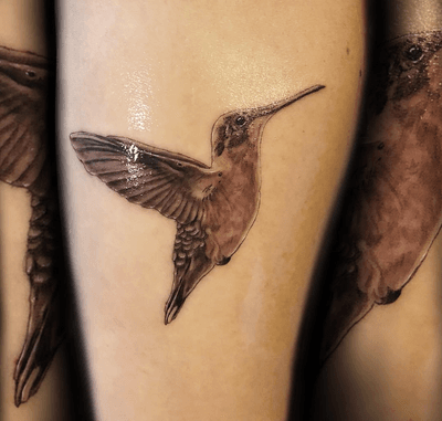 Thanks jessica #hummingbird #tattoos #girlswithtattoos #ink #inked #losangeles #artist 