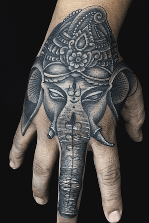 Tattoo dedidad Ganesha 