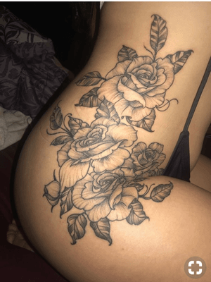 Floral hip tattoo 