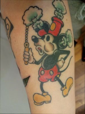 Vintage steamboat Willie#steamboat #steamboatwilly #MickeyMouse #Mickey #traditional #healed #vintage #vintagetattoo #cooltattoo 