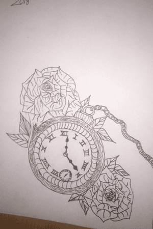 I sorta did something #pocketwatch #wooden #chain #roses #clock #drawing #draw #sketch #catchmeoutside #flexin #leaves #leaf #sketch #Sketching 