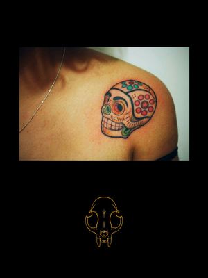 Calavera de barro/ Clay Skull#tattoo #ink #skulltattoo #tatuadoresmexicanos #inkedgirl #inkmx #skulls 