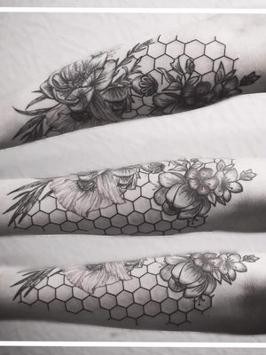 Tattoo uploaded by  • #geometrytattoo #flowers  #linework #armtattoo • Tattoodo