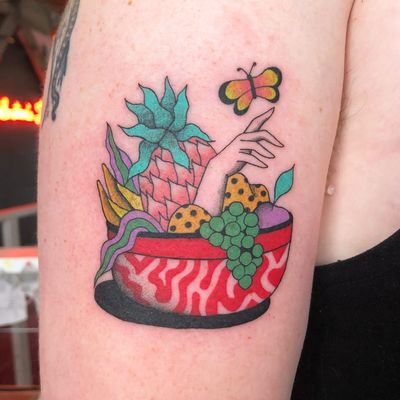 Tattoo by Albie aka albiemakestattoos #Albie #albiemakestattoo #80s #decorevival #surreal #illustrative #strange #funny #color #fruitbowl #fruit #pineapple #butterfly #grapes #food