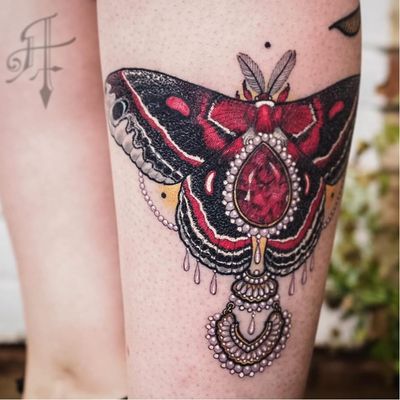 Tattoo by Antony Flemming #AntonyFlemming #mothtattoos #mothtattoo #moth #butterfly #insect #nature #animal #pearls #color #neotraditional #diamonds #ornamental #gem