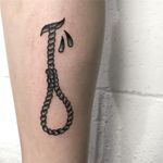 Tattoo by J.L. Rabinoff #JLRabinoff #noosetattoos #noosetattoo #blackwork #illustrative #death #hanging #hanginthere #rope