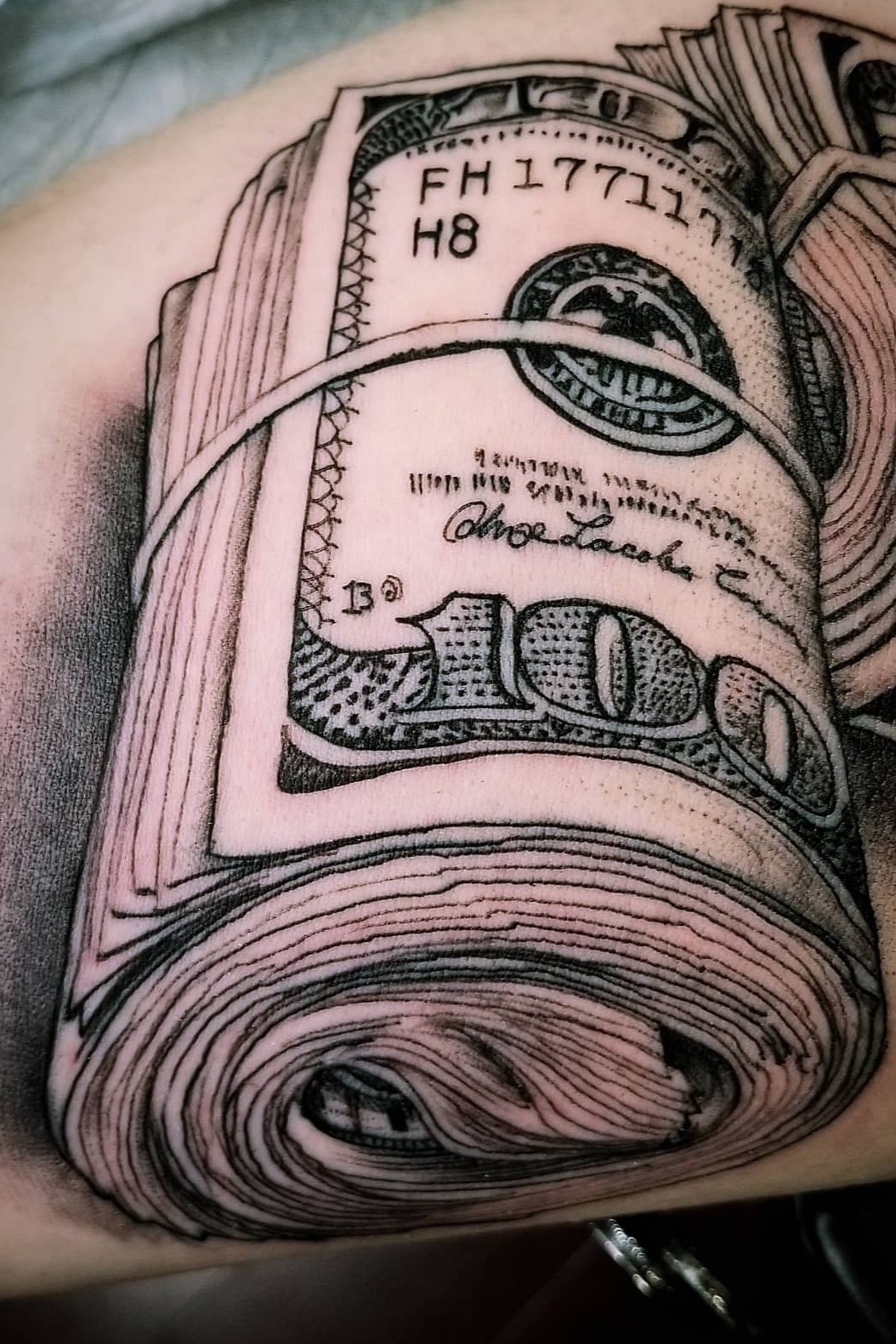 Update 70+ money roll tattoo - in.coedo.com.vn