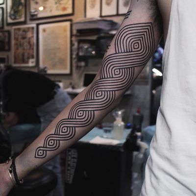 Tattoo by James Lau #JamesLau #blackwork #linework #tribal #dotwork #ornamental #pattern #sacredgeometry