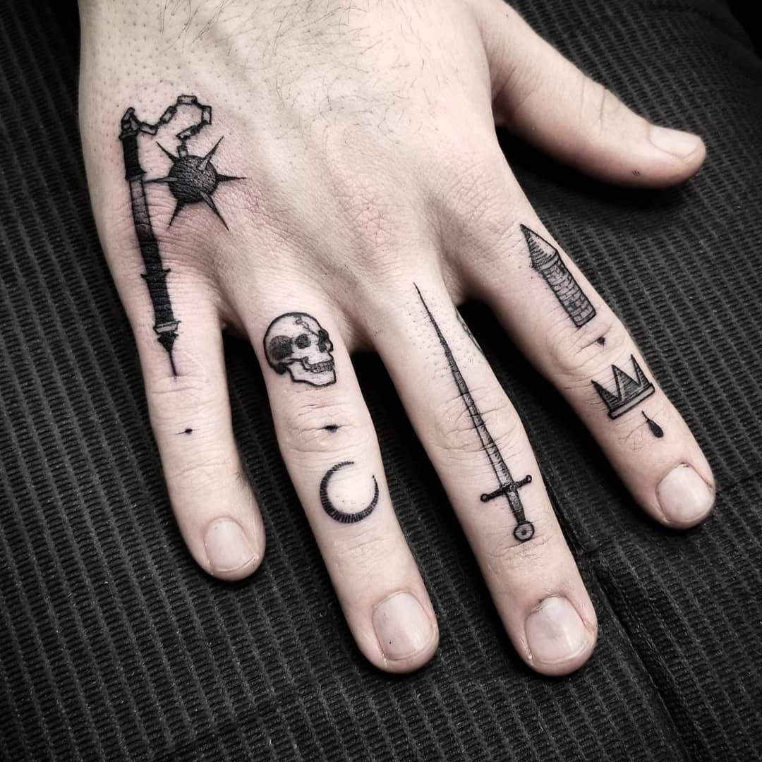 250 Finger Tattoos  9 is best  Finger tattoo designs Knuckle tattoos  Mini tattoos