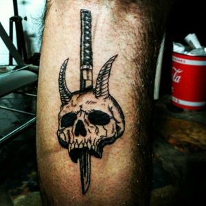 Ninja demon killer. Bad ass.  #skull #knife #demon #linework #horns #tattoo #shinobi #ninjatattoo #ninja #sword