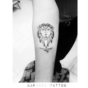 🦁Instagram: @karincatattoo #lion #arm #nothingness #nothing #tattoo #tattoos #tattoodesign #tattooartist #tattooer #tattoostudio #tattoolove #ink #tattooed #girl #woman #tattedup #dövme #dövmeci #design #istanbul #turkey 