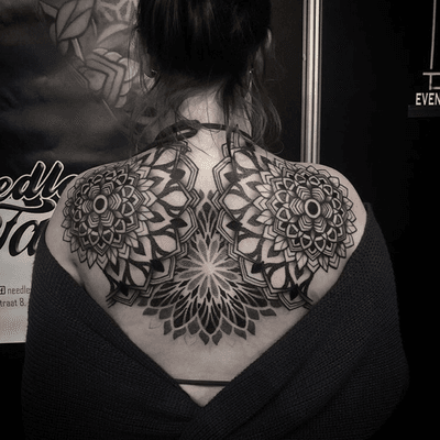 Done by Andy van Rens - Resident Artist @swallowinktattoo @iqtattoogroup #tat #tatt #tattoo #tattoos #tattooart #tattooartist #blackandgrey #blackandgreytattoo #geometric #geometrictattoo #omfgeometry #dailydotwork #geometrip #graphic #graphictattoo #graphicdesign #mandala #mandalatattoo #inked #art #dotwork #dotworktattoo #ink #inkedup #tattoos #tattoodo #ink #inkee #inkedup #inklife #inklovers #art #bergenopzoom #netherlands