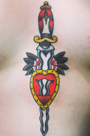 #Dietzel dagger done on my #sternum by #mommatriedtattooer on instagram at Bulldawg Tattoo in Myrtle Beach, SC #traditional #traditionalamerican #daggertattoo 