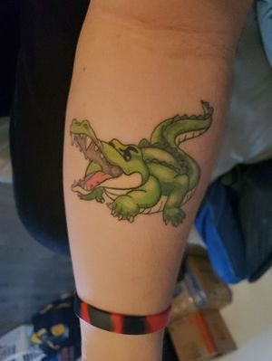Second tattoo I've got. My moms been going through a lot of health issues this year and has recently been diagnosed with stage 3 cancer. Her nickname for me is alligator so as a tribute I decided to get this. I plan to add to it by getting alligator in her handwriting. 