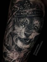 #lion #crown #wildlife #blackandgrey #realism 