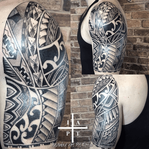 Custom freehand mauri shoulder piece done in 3 sessions and 13 hrs.. #maoritattoo #polynesiantattoo #customtattoo #freehandtattoo #shouldertattoo 