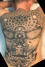 ▪️cover up in progress. #geometric #mandala #linework #dotwork #coverup #skull #pattern #flower #tattoooftheday #tattooartist #tattoos #Tattoodo 