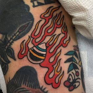 Tattoo by Enrico Grosso #EnricoGrosso #tibetantattoos #tibetan #tibetinspired #tibetanbuddhist #enlightenment #religious #philosophy #tibet #conch #conchshell #shell #fire #color