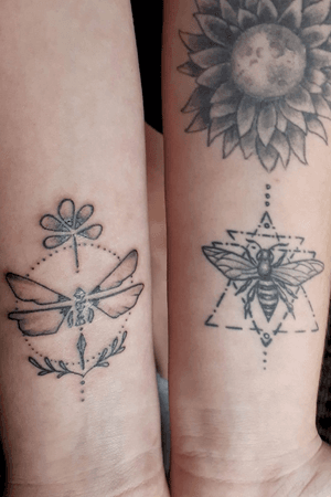 A dragon fly and a bee 