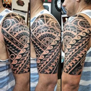 . ⭐ Radac Tattoo @radactattoo ⭐ . ♣️Botafogo Praia de Botafogo, 324 loja 14 Tel.: 25510564 / 998691847 (WhatsApp) . ♣️Copacabana Rua Figueiredo Magalhães, 741 loja M Tel.: 21434005 / 987737126 (WhatsApp) . . #neliocadar #radactattoo #proibidochorar #nopainnogain #tattoodo #tatuagem #tattoo #tattoos #tattooplace #riodejaneiro #zonasul #bairropeixoto #praiadebotafogo #copacabana #instagram #gopro #freehand #freehandtattoo #maori #maoritattoo #desenhostribais #tribal #tattootribal #tribalstyle #tribaltattooers #newzeland #polynesian #eletricink #pigmentopesado #allblacks