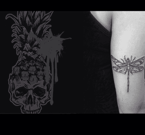 #dragonfly #lineartattoo #auxtattoo #tattoodesign #tattooart #blacktattoo #tattoo #tattoo2us #tattoostyle #tattooing #tattoo2me #tattooist #tattoo_artwork 