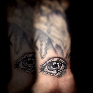 #tattoo#realisticeyetattoo#realisticeye#eyetattoo#ink#inked#tatts#tats#tattootime#tattoos