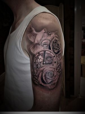 Pocket watch dove and roses