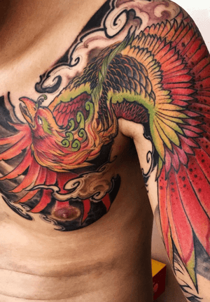 Phoenix chest-sleeve