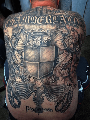 Coat of arms back piece finished