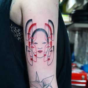 Tattoo by Suzani #Suzani #splitfacetattoos #portrait #surreal #strange #face #Japanese #geisha #redink #illustrative
