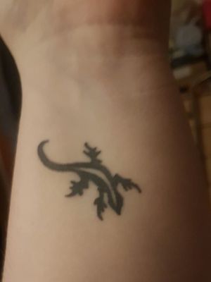 Lil gecko on my left wrist 