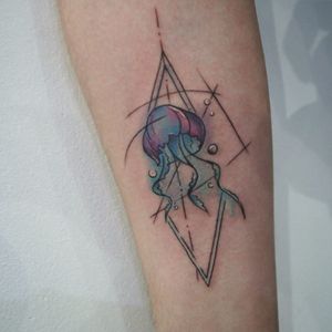 Baby Jellyfish  #graphictattoo #watercolor #geometric #colorfultattoo #sea #lines #jellyfish 