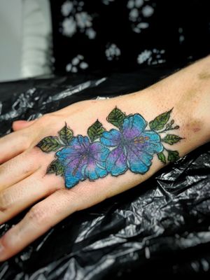 #flowers #colorful #blueflowers #tattoodesign #coverup #voodootatts