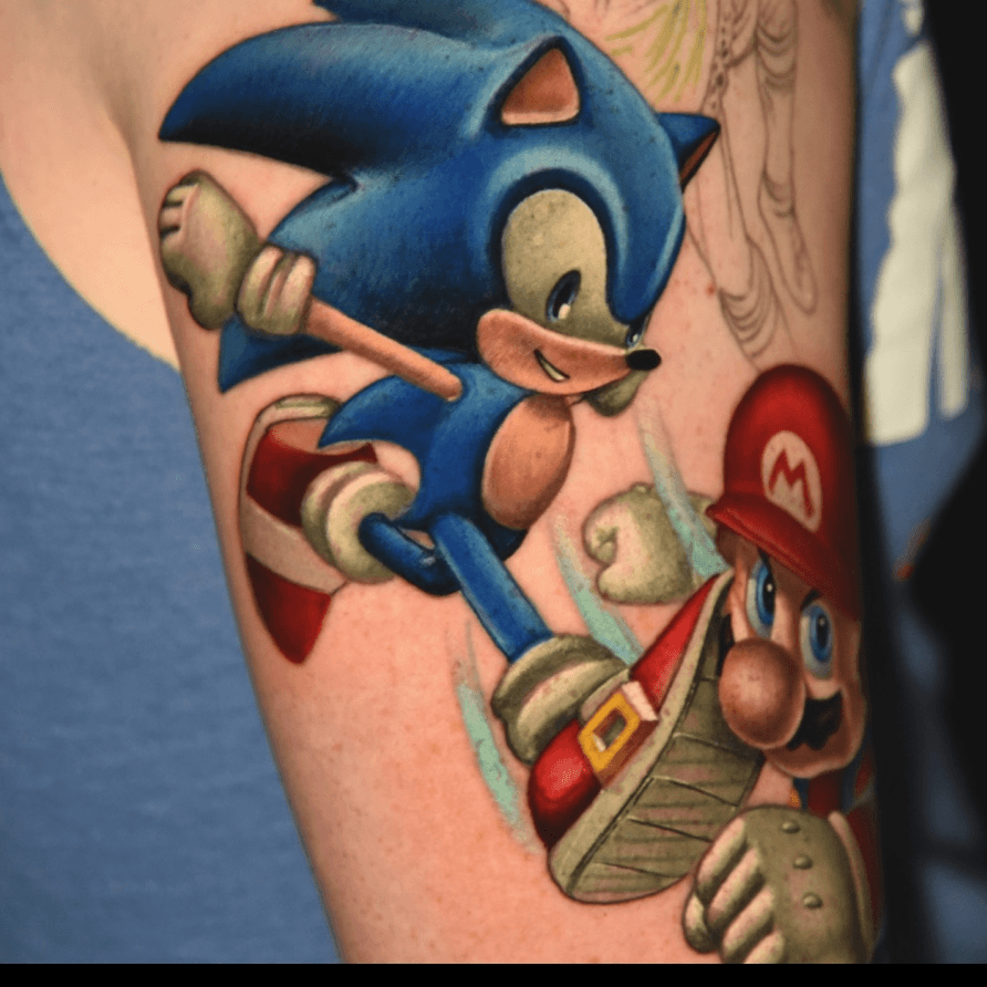 Color realistic sonic the hedgehog on the arm. 