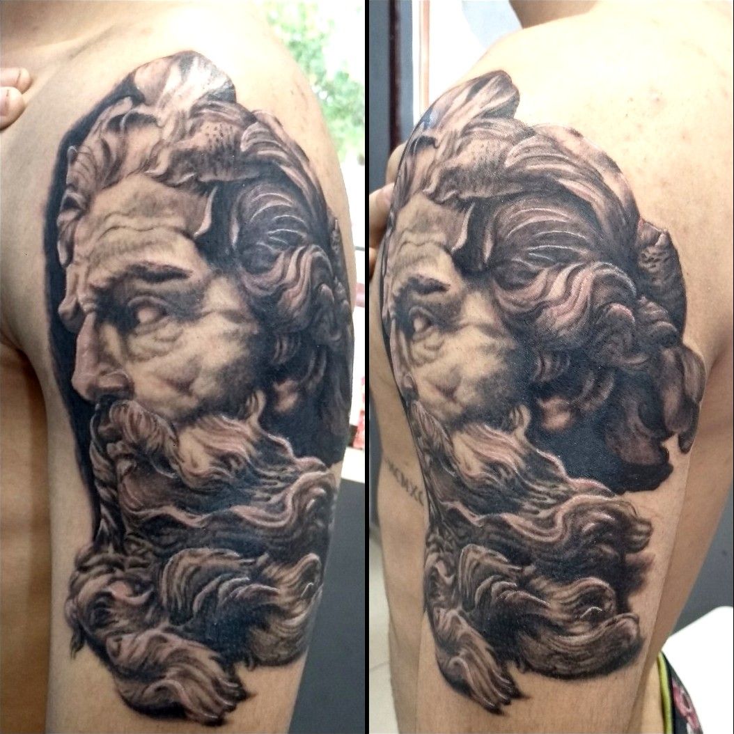 Pin by asdasdas on 画法几何方面更  Zeus tattoo Mythology tattoos Poseidon tattoo
