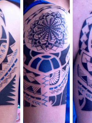  Agendamentos/Appointments: 🖥 fb.com/guardiolatattoo 📩 guardiolatattoo@gmail.com 📸 @guardiolatattoo 🏠 @tattoocomics 📲 11-94183.2259 • • • #tattoo #tatuagem #tatuaje #tatouage #tatoweirung #tattuaggio #tattoo2me #tattoodo #blackworkers #blackworktattoo #dotworkers #dotworktattoo #pontilhismo #geometric #inked #ladytattooers #tattooist #tattooja #tattooartist #tttism #tattootrip #tattooguest #guardiolatattoo #FORMink #geometrichaos #blackworkerssubmission #tribaltattoo 