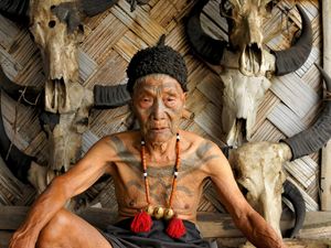 90-year-old Nokging Wangnao is one of the last tattooed Konyak Naga warriors of Hungphoi village, Nagaland. INDIA. Photo: © Lars Krutak 2018 #LarsKrutak #tattoohistory #tattooculture #tattooanthropologist