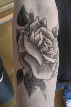 Doodled a black and gray rose on my kid. He can't wait till he's 18. Follow SGC619 on Insta #sharpietattoo#fakeink#blackandgray#tattoolife#vividtattoo#sketch#doodle#rose#flowers#sgc619
