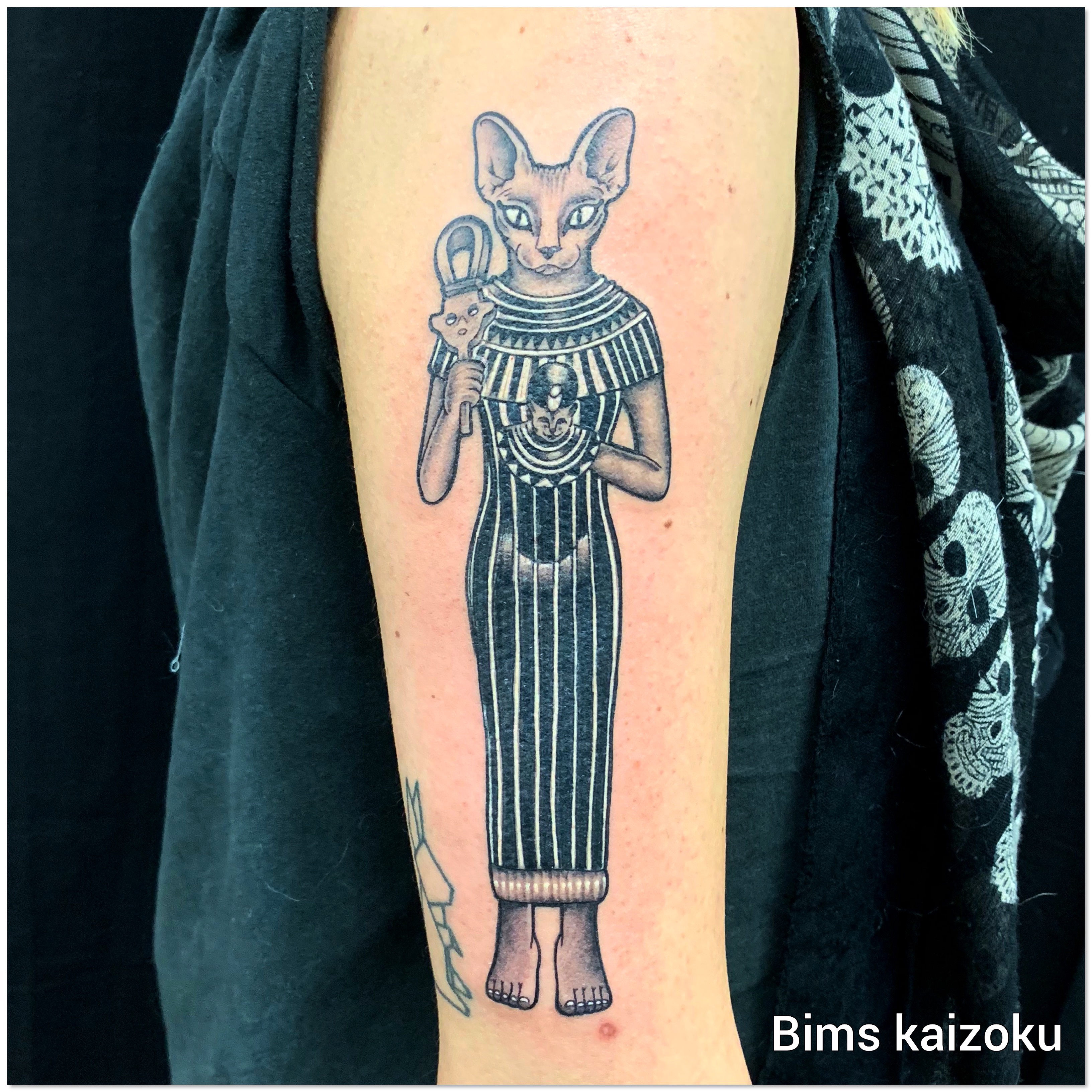 Tattoo uploaded by Bims Kaizoku • Déesse BASTET 🐈 bims bimskaizoku  bimstattoo paris paname paristattoo tatouage deesse bastet egypt  pyramide cat chat tattoo tatt tattoos tatto tattrx tattos tatted  tattoostyle tattoomodel tattooed 