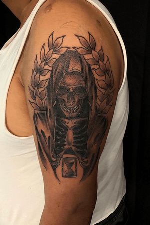 ⚠️ Swipe for picture ⚠️ Today got to do a badass #grimreaper tattoo 💀 His first tattoo & he's in his 50's 🔥🔥 Thanks brother for coming thru 🔥🔥 #TattzByAG #ink #tattoo #tatuaje #bodyart #artecorporal #blackandgrey #blackandgreytattoo #neotraditional #neotraditionaltattoo #neotraditionalart #traditional #traditionalart #traditionaltattoo #nyctattoo #nyctattooartist #grimreapertattoo