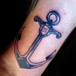 Traditional anchor from yesterday.••••••••#traditionaltattoos #anchortattoo 