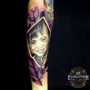 Kids portrait with bold line rose tattoo was done by our artist...Get your tattoo or piercing only at 69 Evolution Tattoo & Piercing. Info and booking appointment by Whatsapp or email .