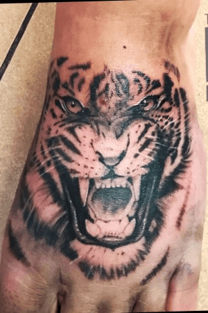 #tiger #tattoos #feet #foot #realism