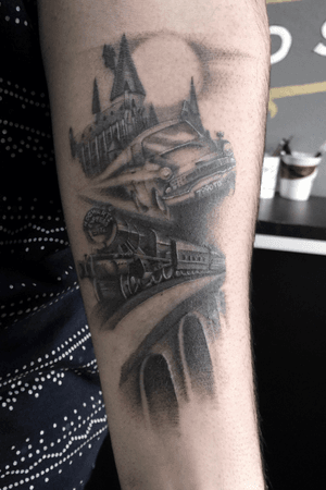 Harry Potter #blackandgrey #blackwork #inspirationtattoo #pretoecinza #tattoo #tattooblackandgrey #tatuagem #tatuagemexclusiva #projetosexclusivos #tattooharrypotter