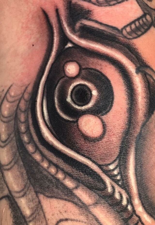 Aggregate more than 57 electric eye tattoo super hot in.starkid.edu.vn