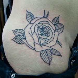 Line tattoo #rose #lineworktattoo #linetattoo #rosetattoo #traditionaltattoo #tattooartist #tattooart #Tattoodo 